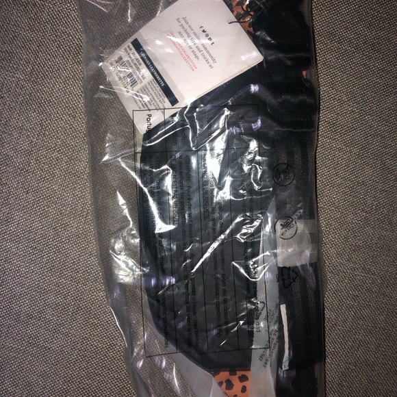 PETUNIA PICKLE BOTTOM-All-Around Belt Bag in Leopard Leatherette - Picture 3 of 6